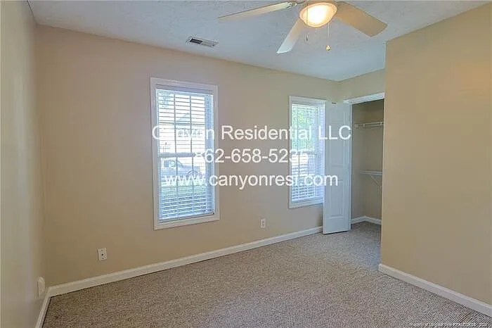 106 Liberty Ct — Photo 9