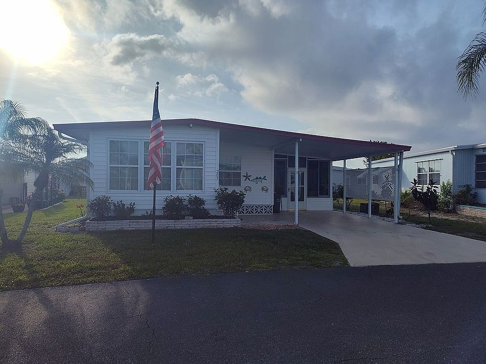 1st image of 207 Spanish Lakes Dr