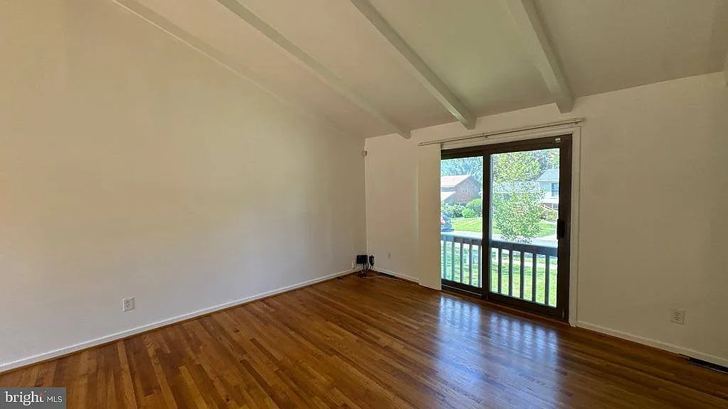 4 bed, 2.5 bath, 1825 sqft, $3,600 — Photo 3