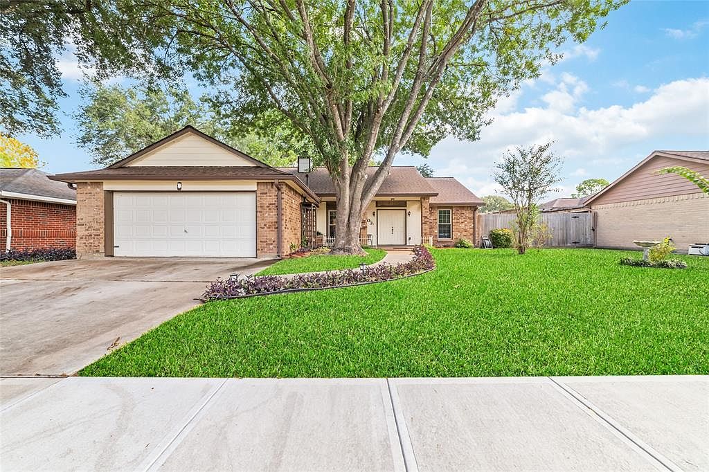 2303 Anthony Ln, Pearland, TX 77581 MLS 11750662 Zillow