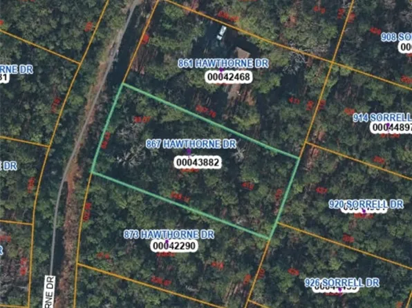 867 Hawthorne Dr, Vass, NC 28394