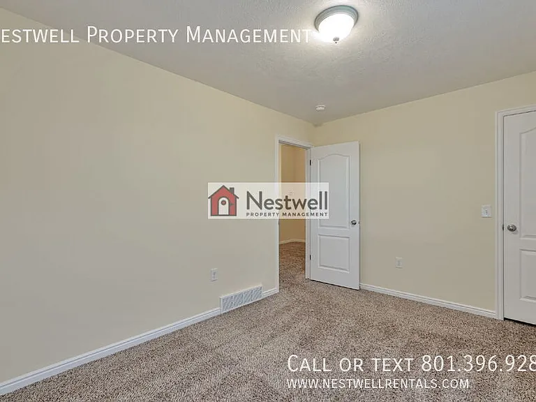 6838 W Grevillea Ln — Photo 15