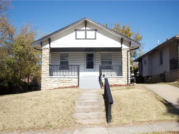 3822 E 68th Ter, Kansas City, MO 64132