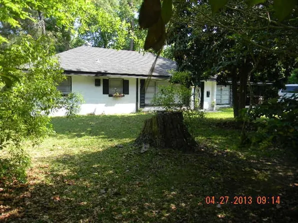 1112 Shore Acres Dr, Mobile, AL 36605