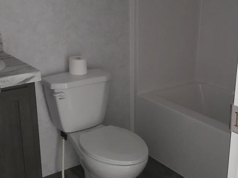 Oak Meadow Dr — Photo 7