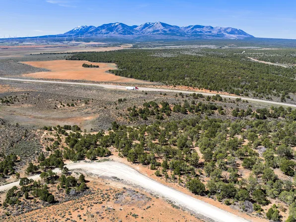 872 S Hideaway Cv, Monticello, UT 84535