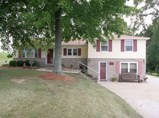 394 Maplecrest Blvd, Jasper, IN 47546