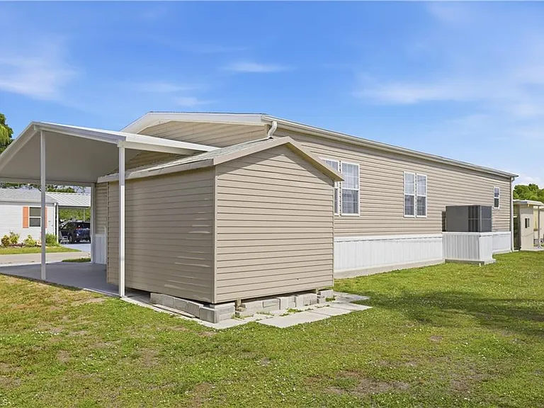 24 Red Poinciana Dr — Photo 29
