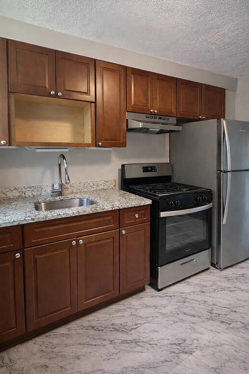 Building Photo - 132 Ledgecrest Avenew