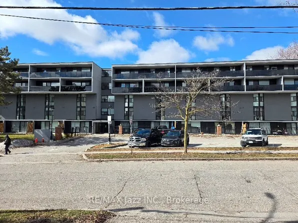 454 Centre St S #108, Oshawa, ON L1H 4C2