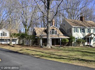 9028 Jeffery Rd, Great Falls, VA 22066