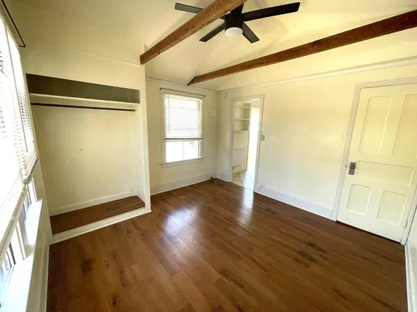 530 W Victoria St #B, Santa Barbara, CA 93101