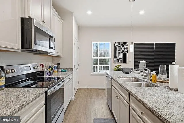 8719 Stevenson Ln — Photo 11