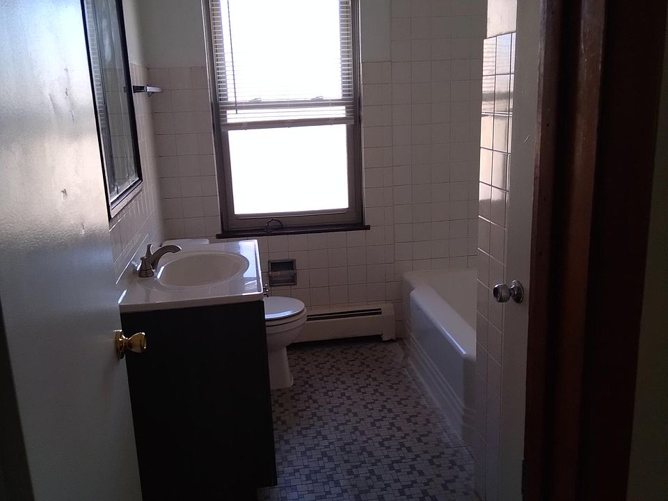 1st image of 8101 Grand Ave #1
