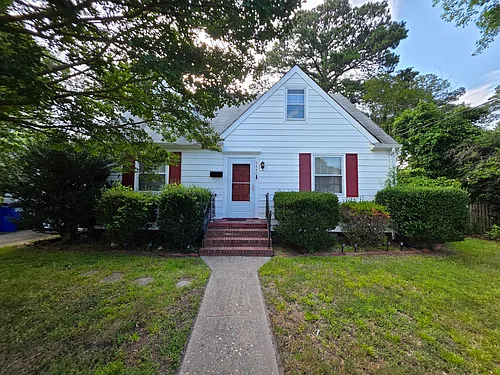 5440 Argall Cres Photo 1