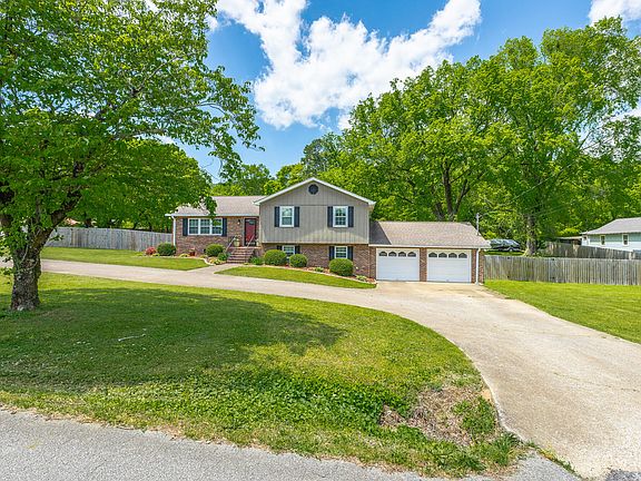 3rd image of 601 O'Grady Dr