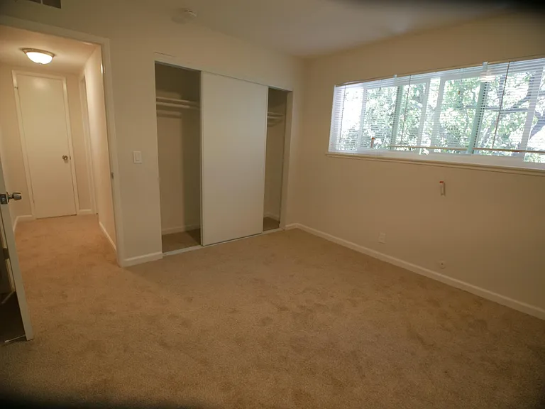 1285 Manchester Dr #2A — Photo 21