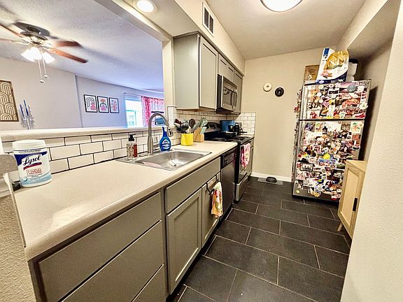 4th image of 3926-3934 Warwick Blvd #3928-6