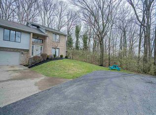 110 Wessex Ct, Fort Thomas, KY 41075