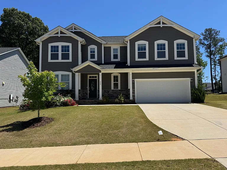 229 Karlov Rd — Photo 1
