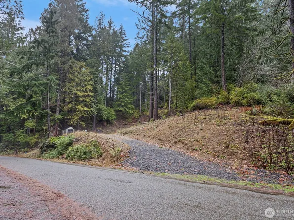 19560 NE North Shore Road, Tahuya, WA 98588