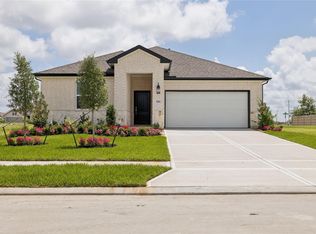 556 Day Station Dr, Dayton, TX 77535