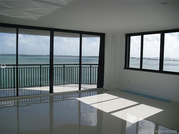 3rd image of 540 Brickell Key Dr APT 1127