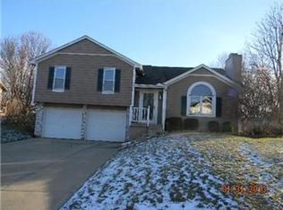 1901 SE 6th Ter, Lees Summit, MO 64063