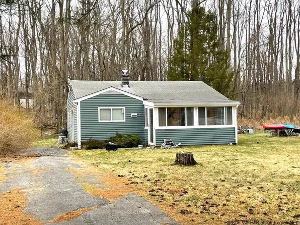 324 County Route 67 Route, Leeds, NY 12451