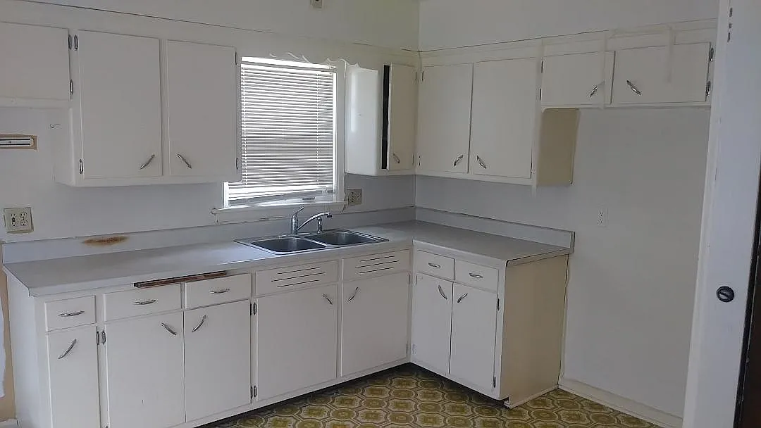 3 bed, 1500 sqft, $1,875 — Photo 2