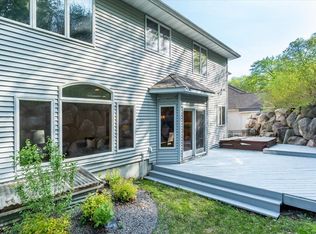 1476 Pinetree Pass, Eagan, MN 55122