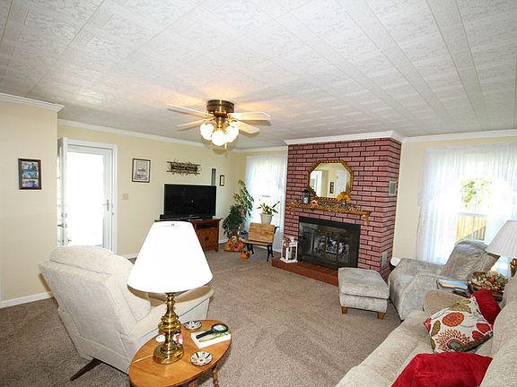 4th image of 410 Edgewood Ave