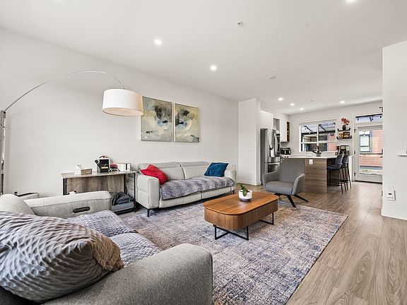 5th image of 20150 81st Ave #15