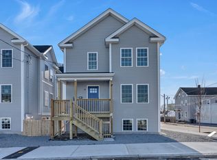 10 Anthony Ave #II, Providence, RI 02907