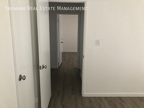 5th image of 316 N Howard St APT 2