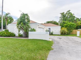 15550 SW 152nd Ave, Miami, FL 33187
