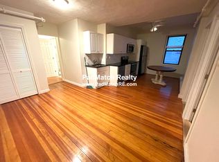 16 Battery St APT 2R, Boston, MA 02109