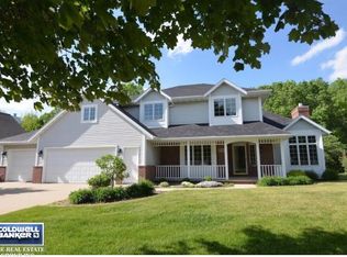 2963 Brighton Pl, Green Bay, WI 54311