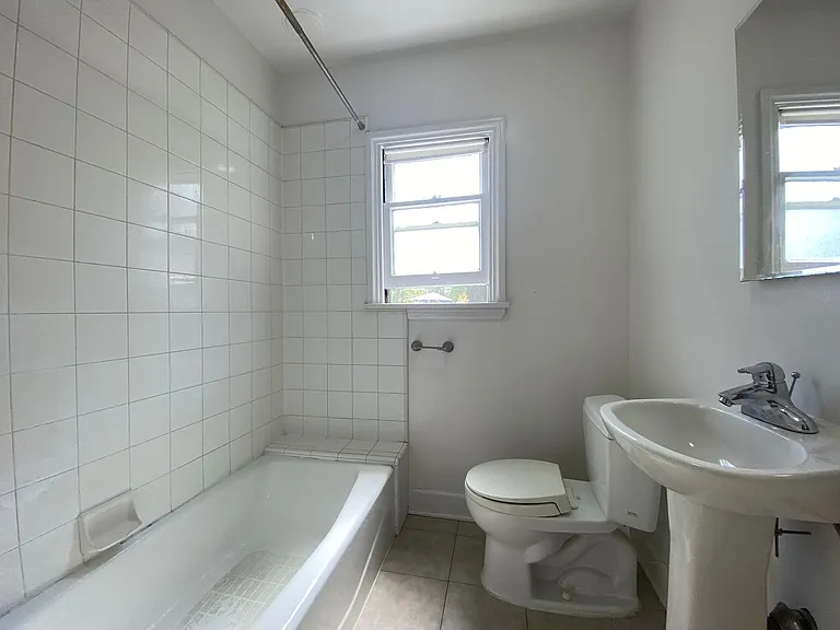 697-701 Mira Monte Pl — Photo 6
