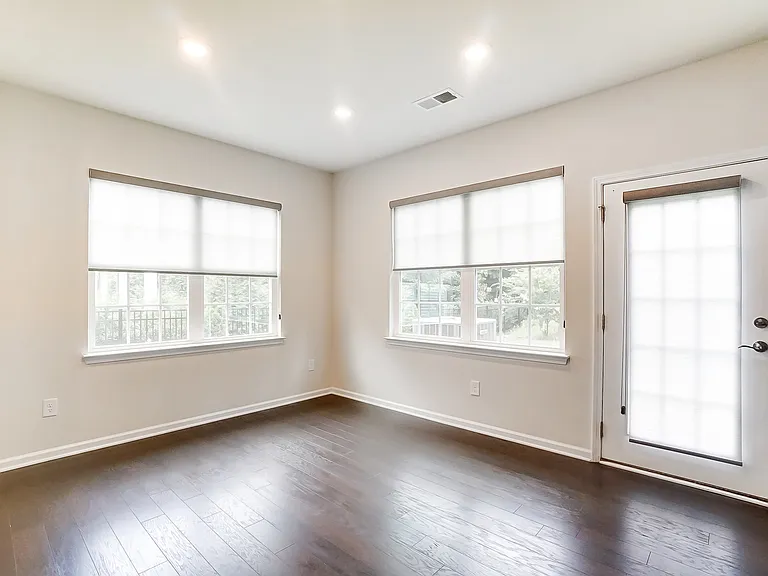 2337 Abundance Ln — Photo 9
