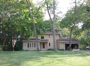 S68W17699 East Dr, Muskego, WI 53150
