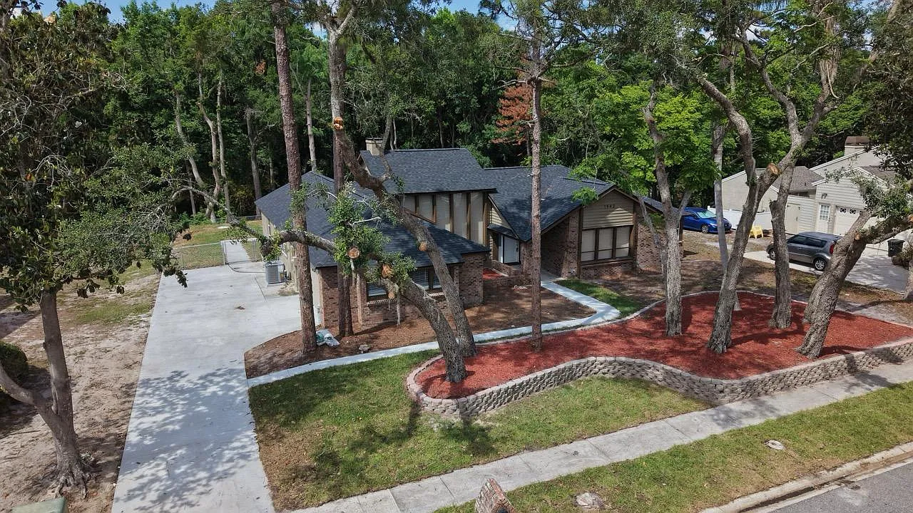 1542 Sugarwood Circle - 1 — Photo 3