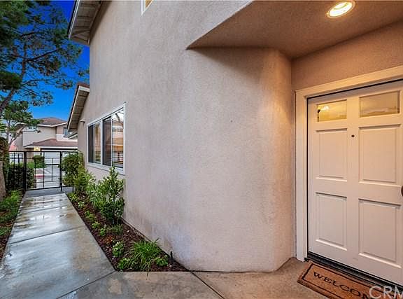 3rd image of 72 Cottage Ln
