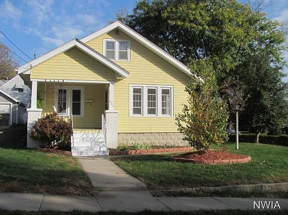 1st image of 921 30th St