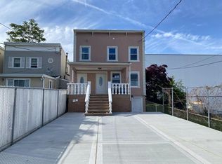 109 Saint Marys Ave, Staten Island, NY 10305