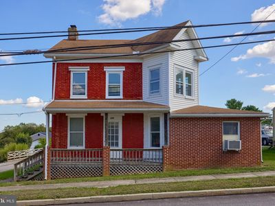 145 S Main St, Seven Valleys, PA, 17360