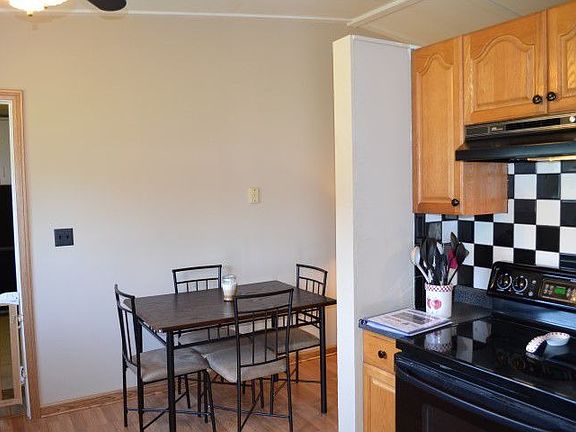 5th image of 1143 Skylark Dr