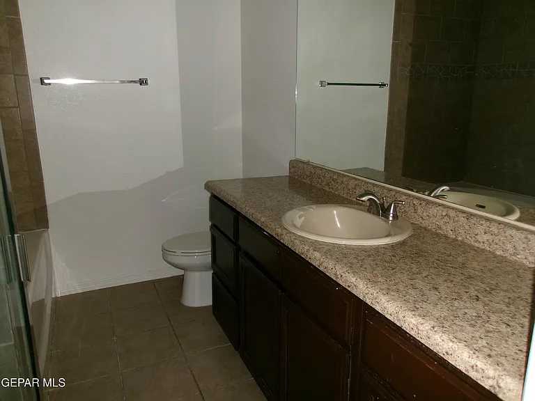4704 Pistolero Ln #A — Photo 10
