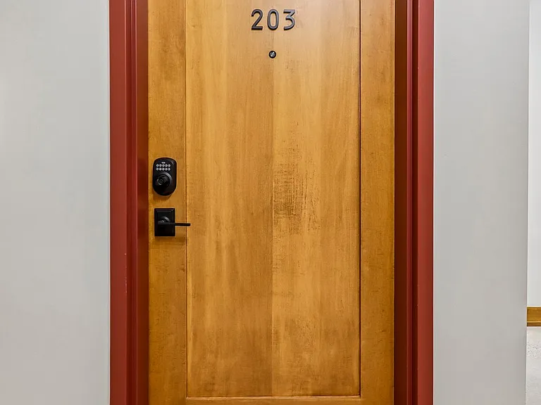 Ward House — Photo 41