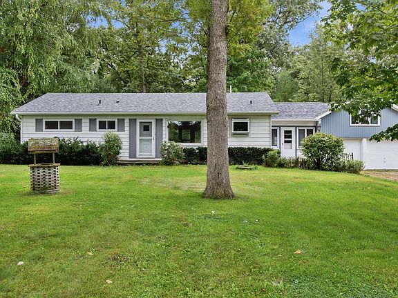 2nd image of 4939 Mound ROAD
